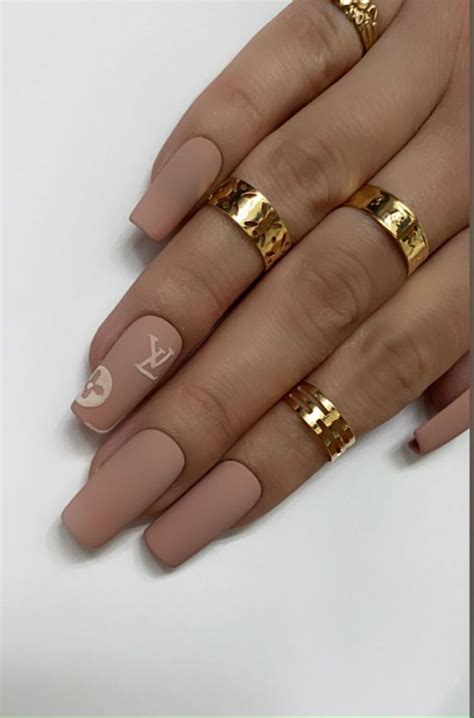 55 Nude Nail Designs For A Trendy Neutral Look